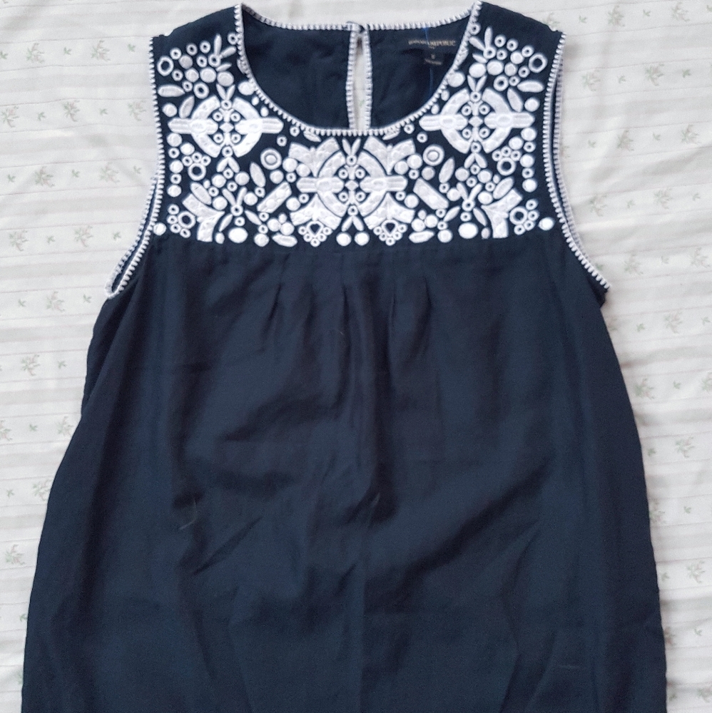 Banana Republic Embroidered Tank